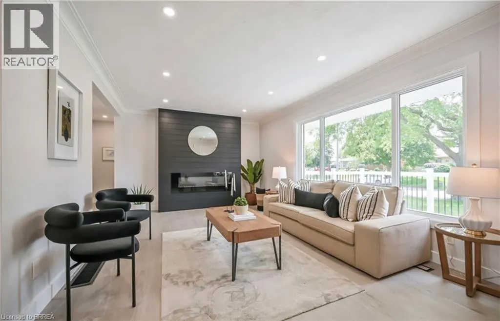 14 PEMBROKE Avenue Unit# Upper #Upper