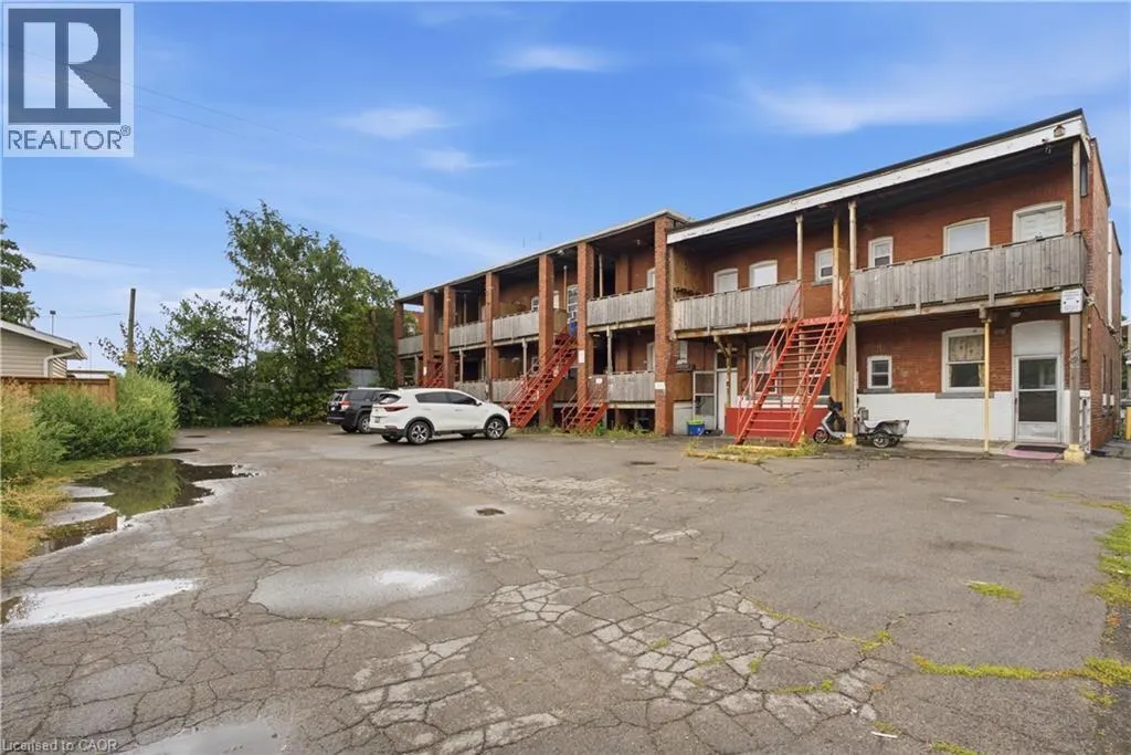 1539-1547 BARTON Street E