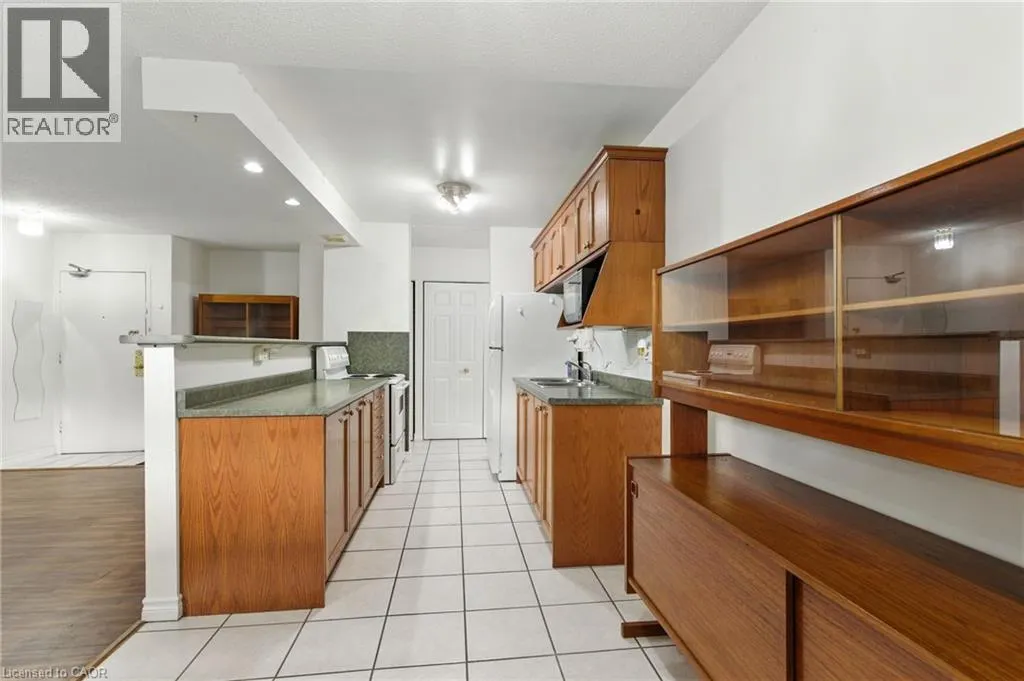 264 OAKDALE Avenue Unit# 102 #102