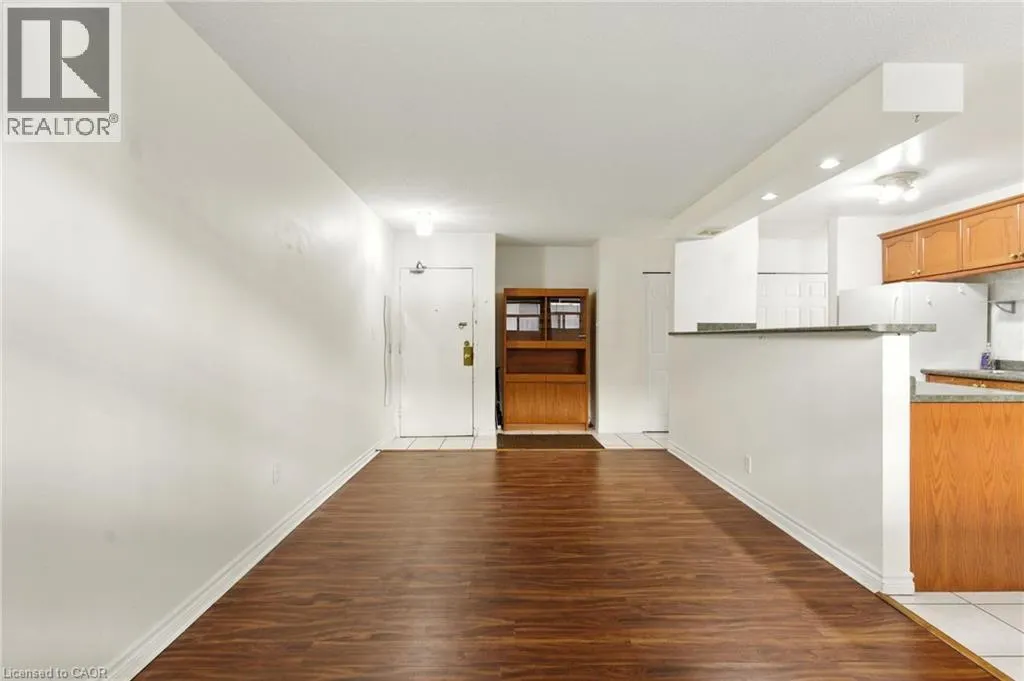 264 OAKDALE Avenue Unit# 102 #102