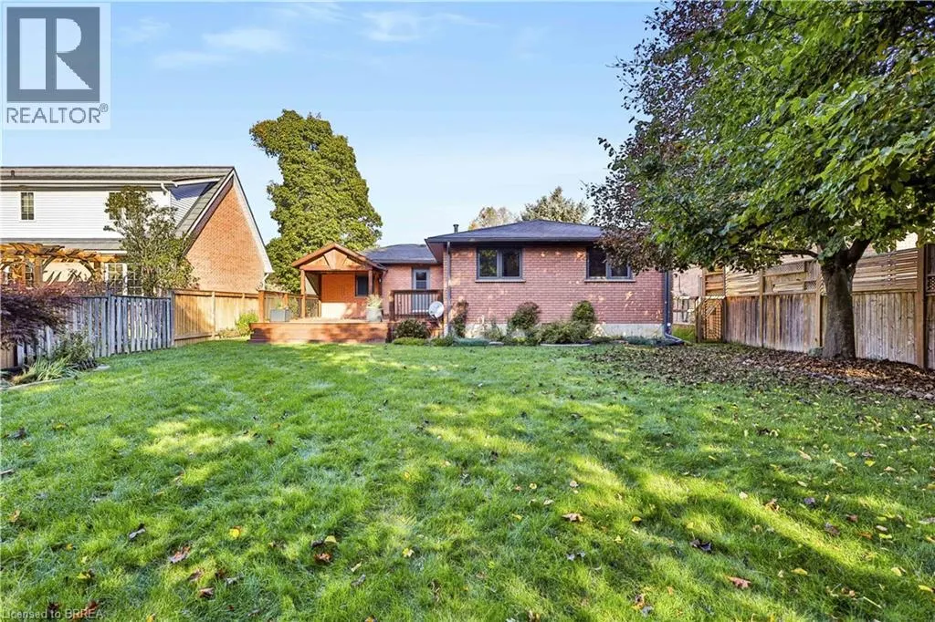 7 CHARLTON Drive