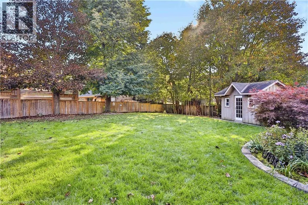 7 CHARLTON Drive