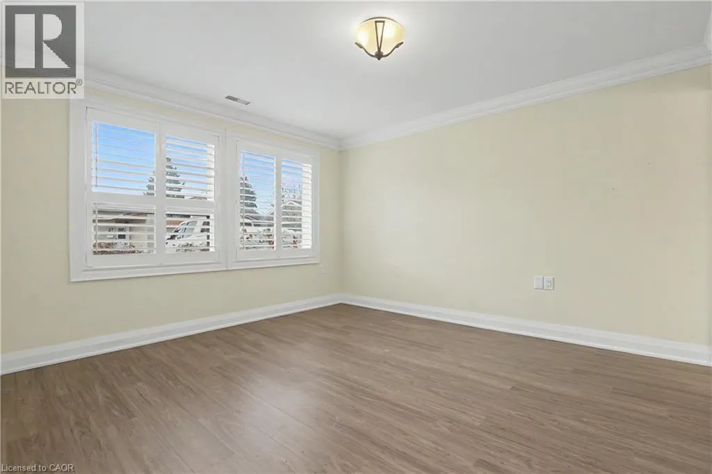 22 SISTER KERN Terrace