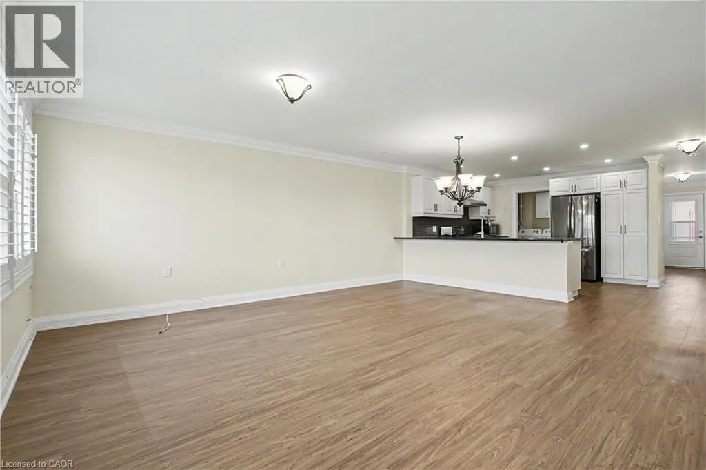 22 SISTER KERN Terrace
