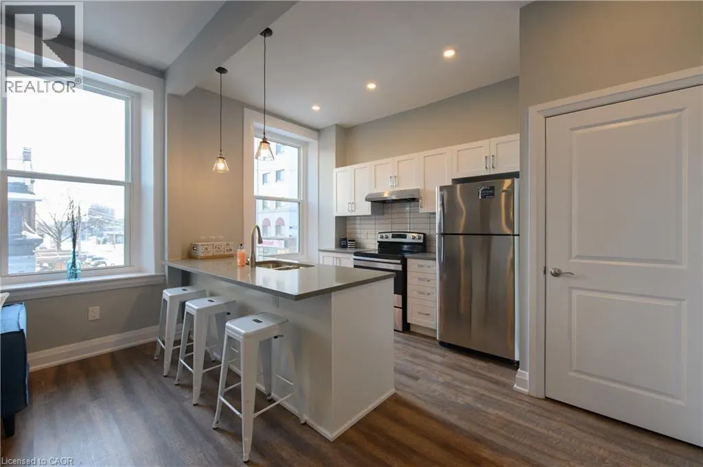 148 JAMES Street S