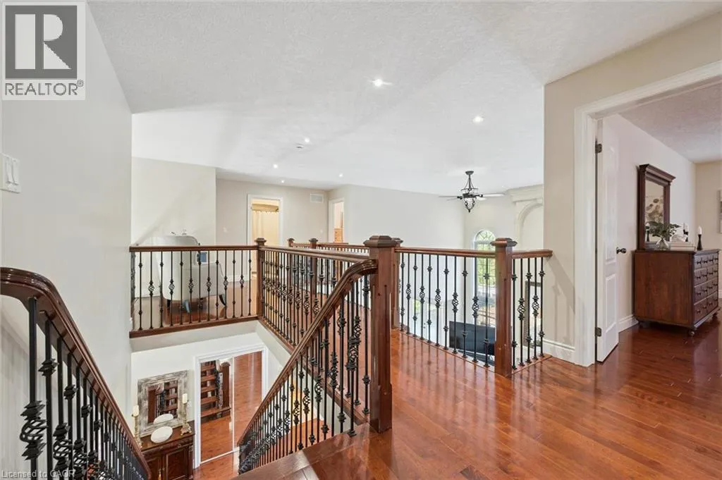 332 SCENIC Drive