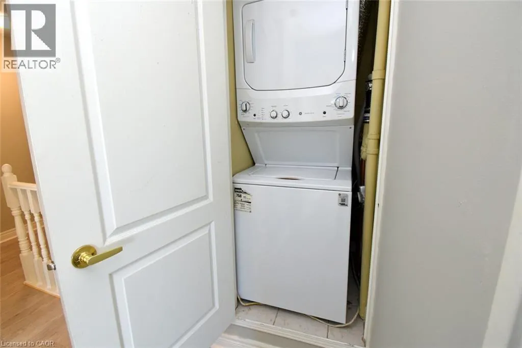 10 JOHN Street Unit# 411 #411