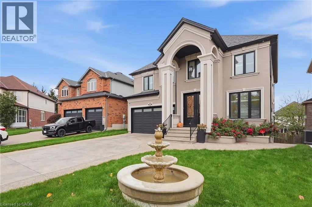 916 FOXBROOK Court