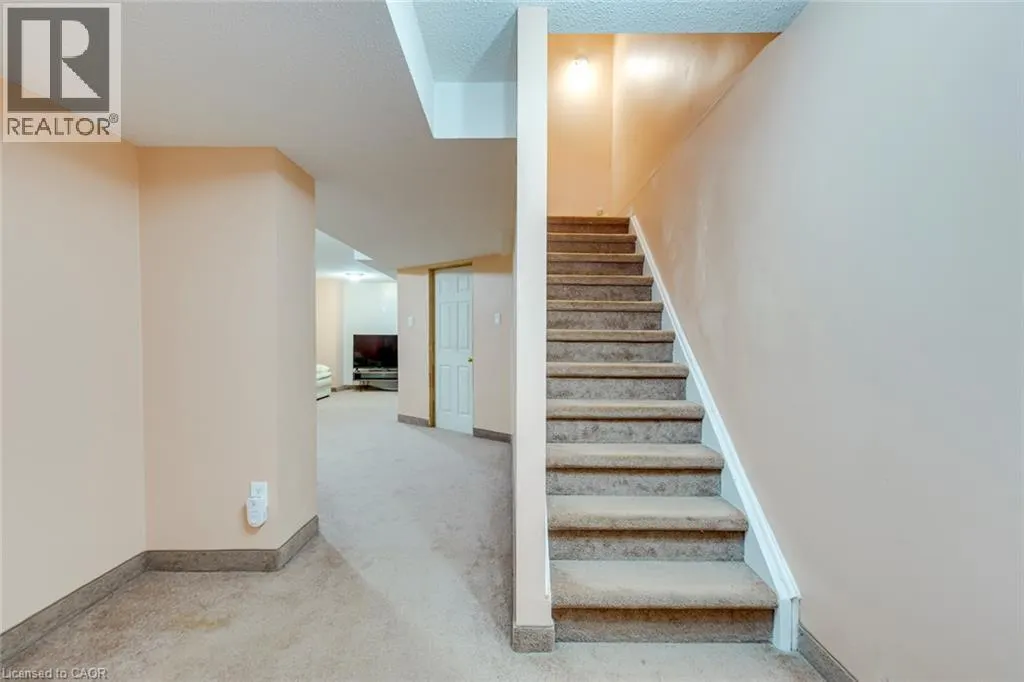 19 HORNED OWL Drive