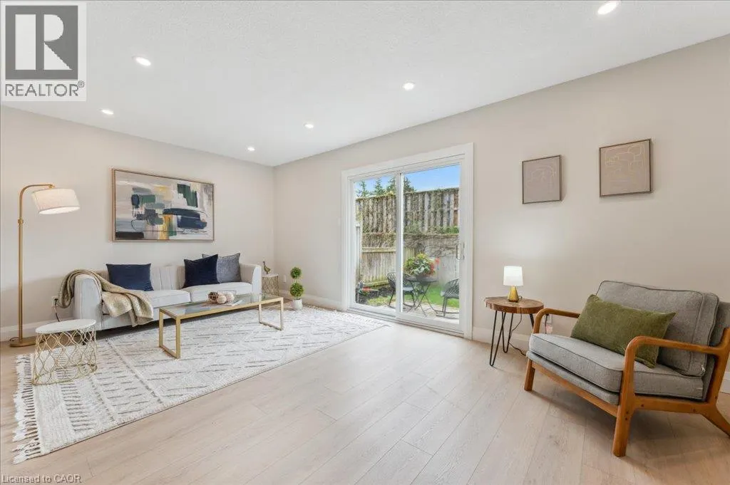 25 VALLEYVIEW Road Unit# 17 #17