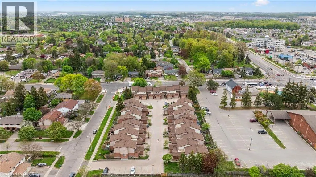 25 VALLEYVIEW Road Unit# 17 #17