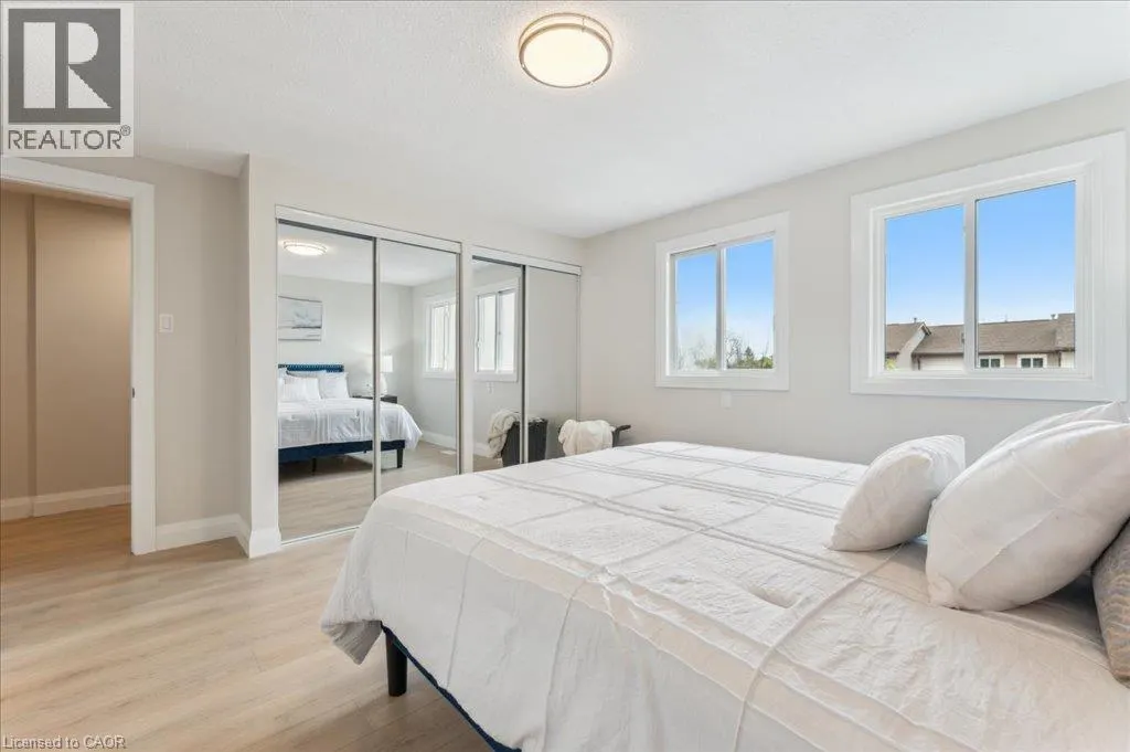 25 VALLEYVIEW Road Unit# 17 #17