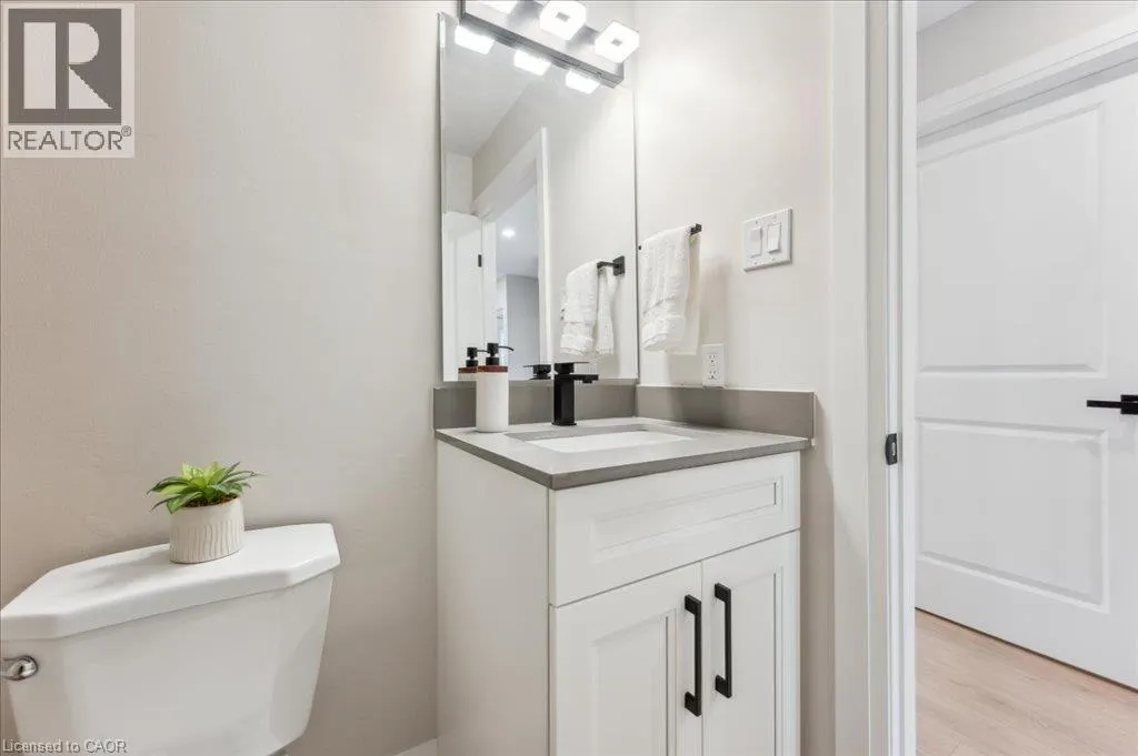 25 VALLEYVIEW Road Unit# 17 #17