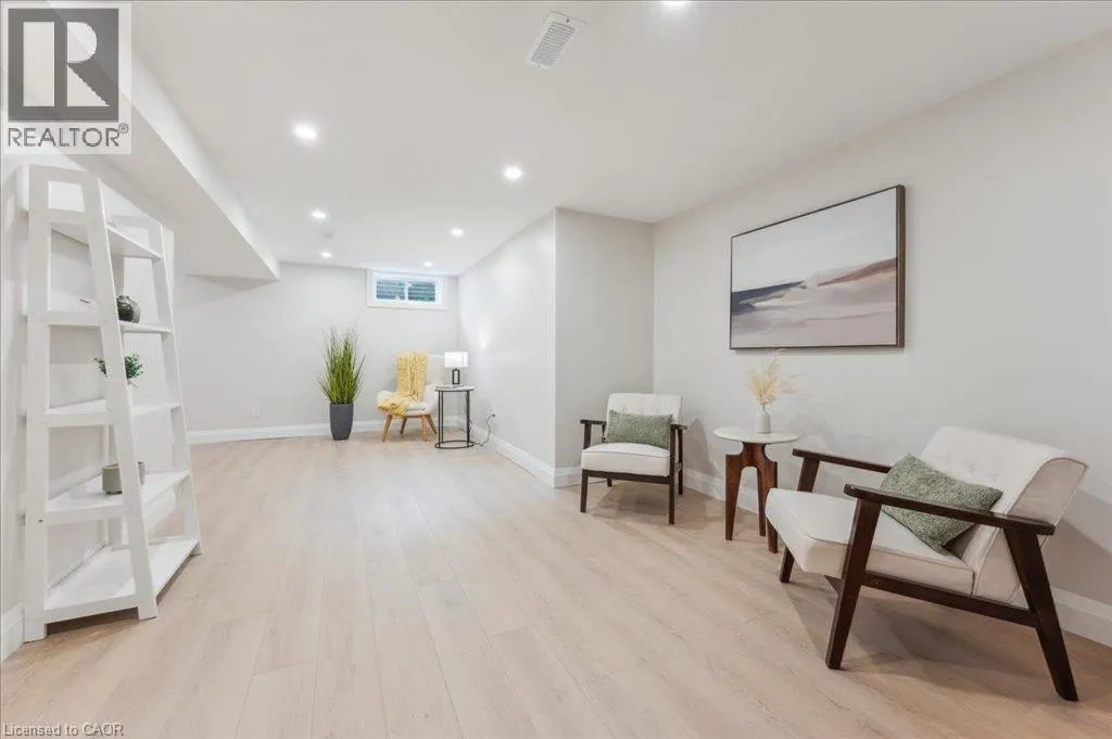 25 VALLEYVIEW Road Unit# 17 #17