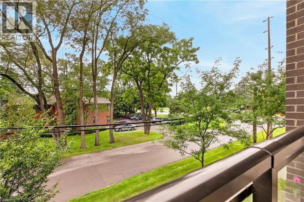 320 PLAINS Road E Unit# 208 #208