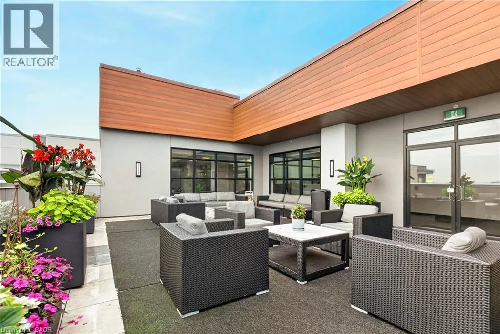 320 PLAINS Road E Unit# 208 #208
