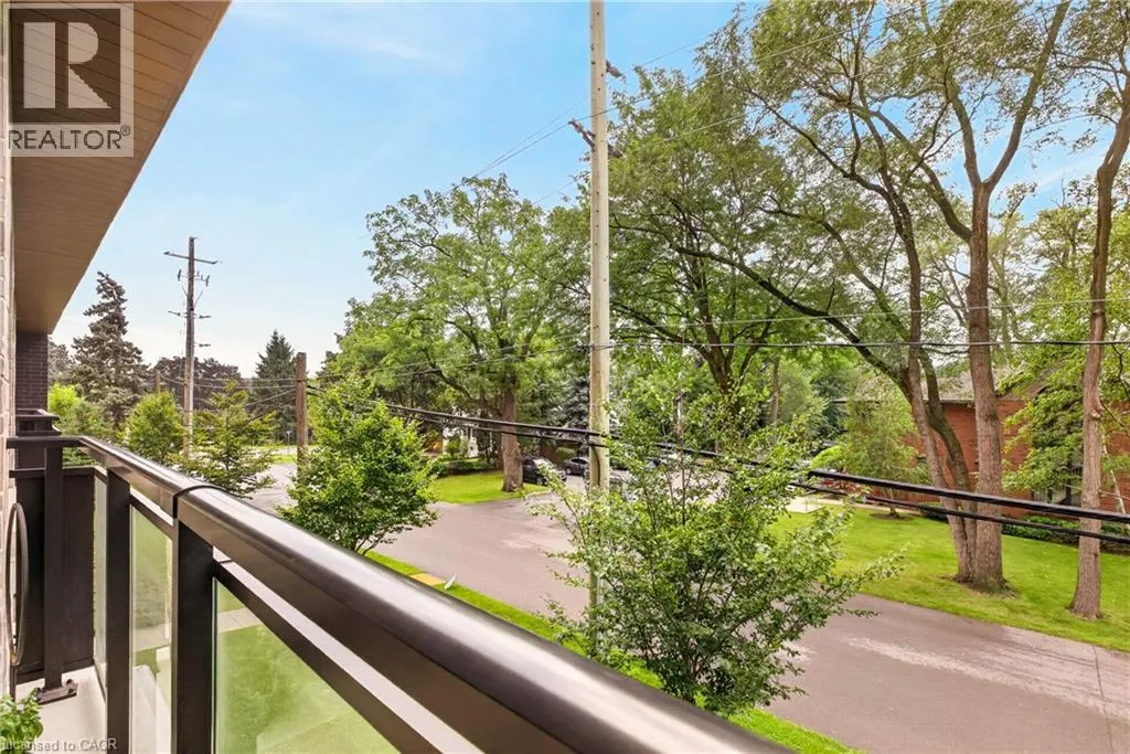 320 PLAINS Road E Unit# 208 #208