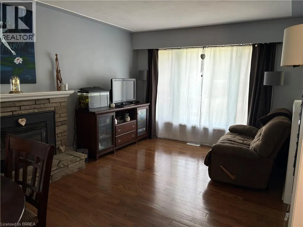 56 FORSYTHE Avenue