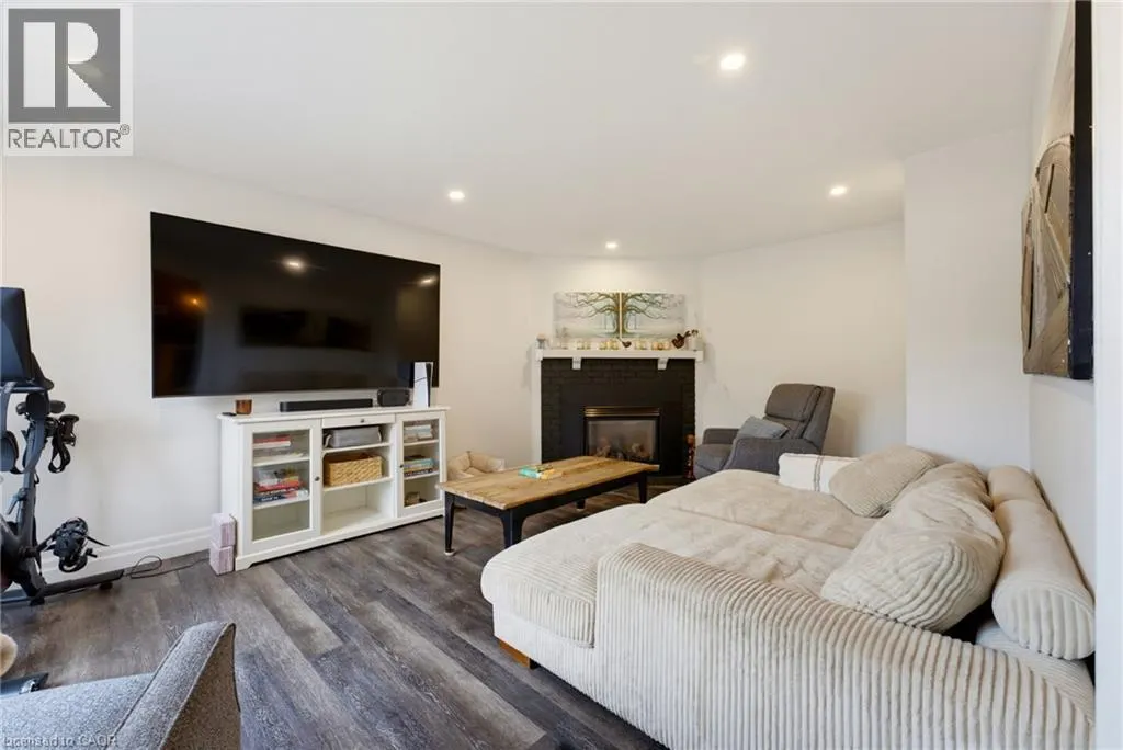50 FUSILIER Drive
