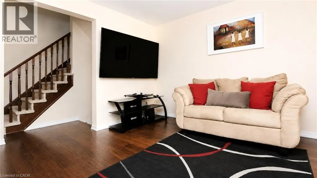 78 GLENVISTA Drive Unit# Upper #Upper