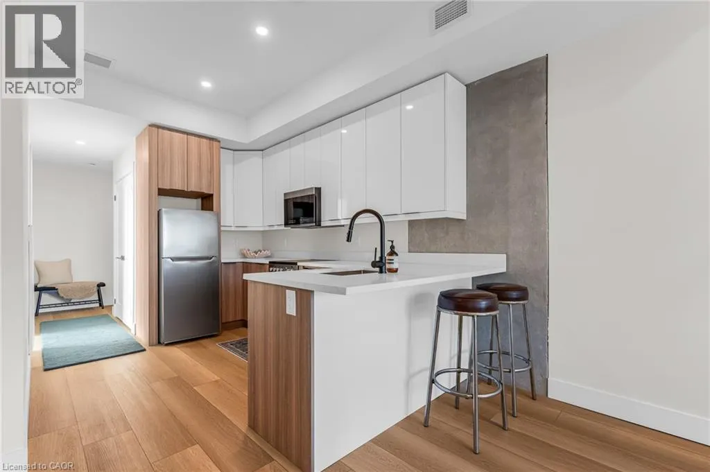 169 JAMES Street S Unit# 804 #804