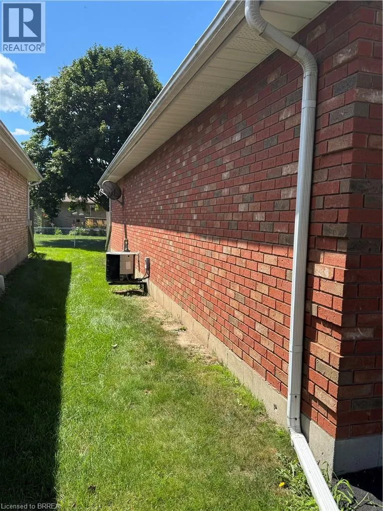 60 WHITLAW Way Unit# 16 #16