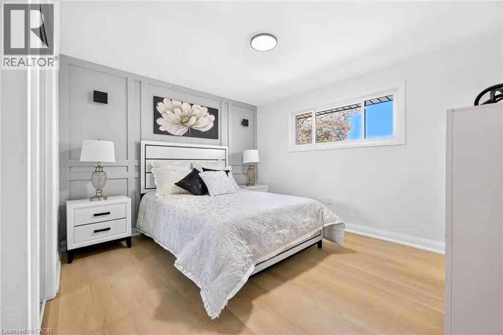 4 BERMUDA Court