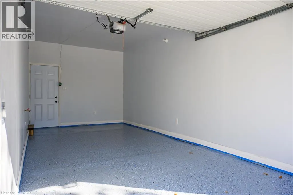 4 BERMUDA Court