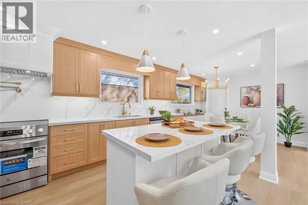 4 BERMUDA Court