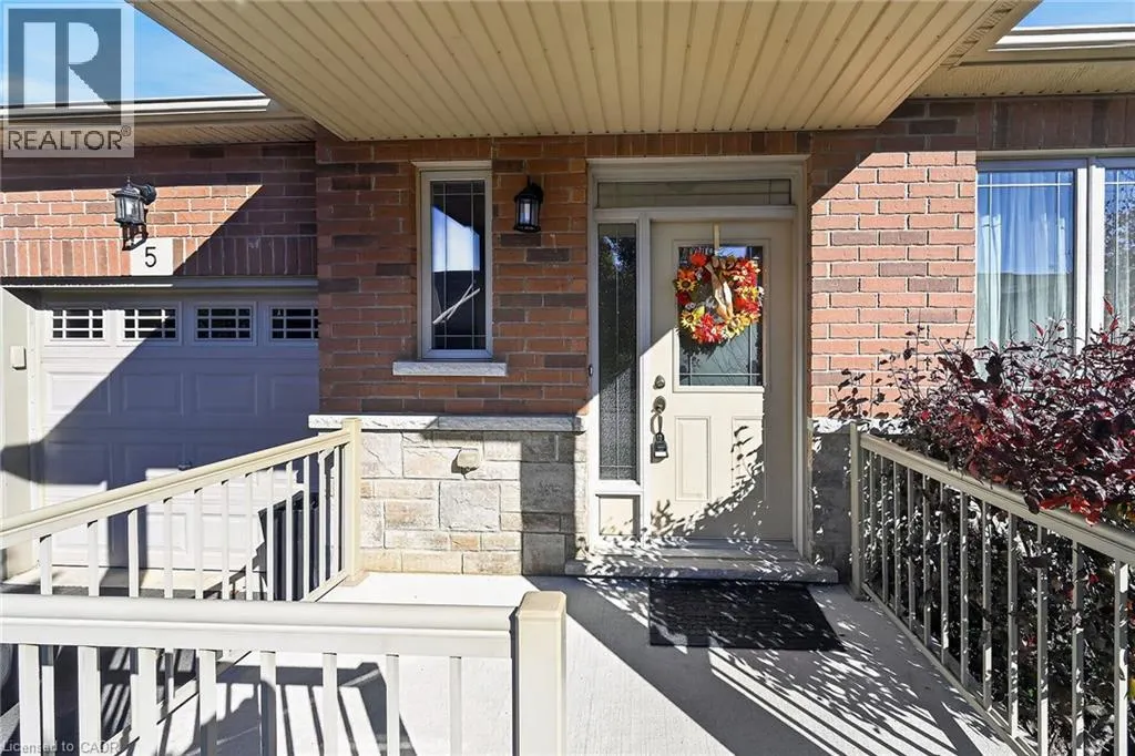 5 HILLGARTNER Lane