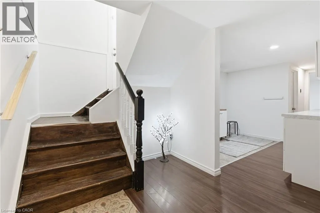 352 EAST 28TH Street