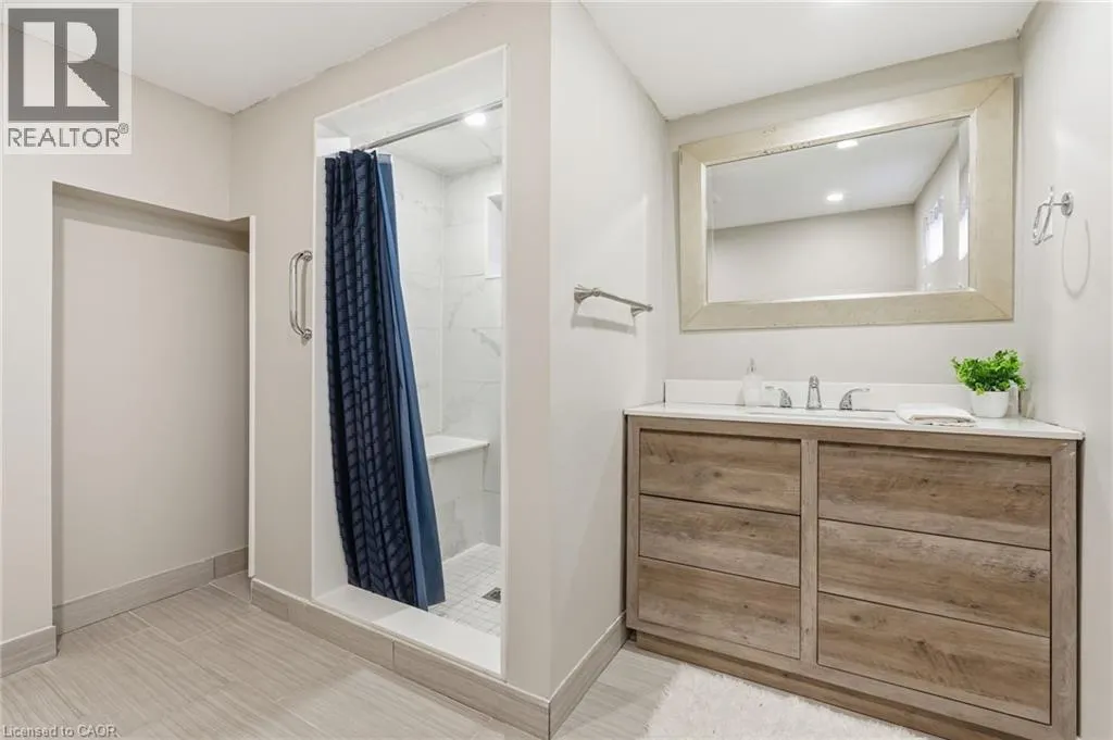 352 EAST 28TH Street