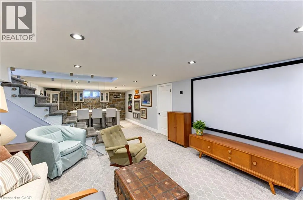 1529 NAFZIGER Road
