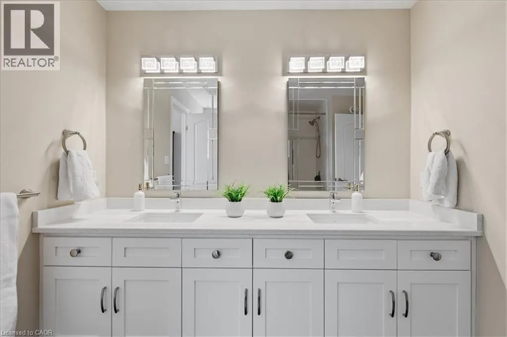 787 SNOWBERRY Court