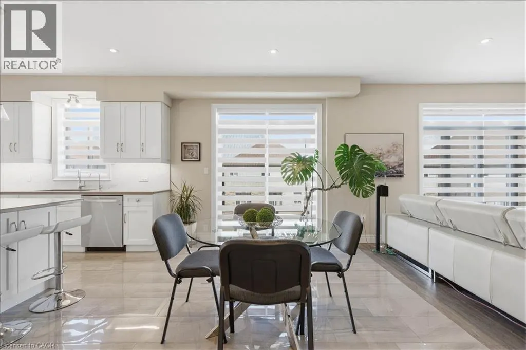 787 SNOWBERRY Court