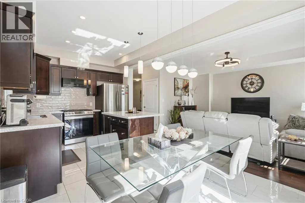 71 LAURENT Avenue