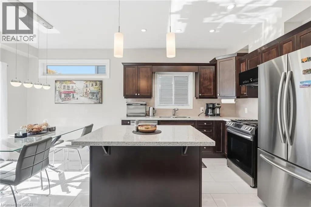 71 LAURENT Avenue