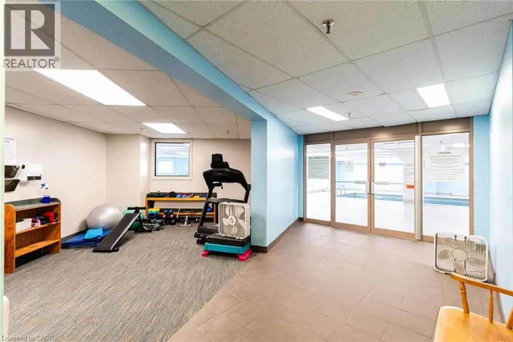 237 KING Street W Unit# 909 #909