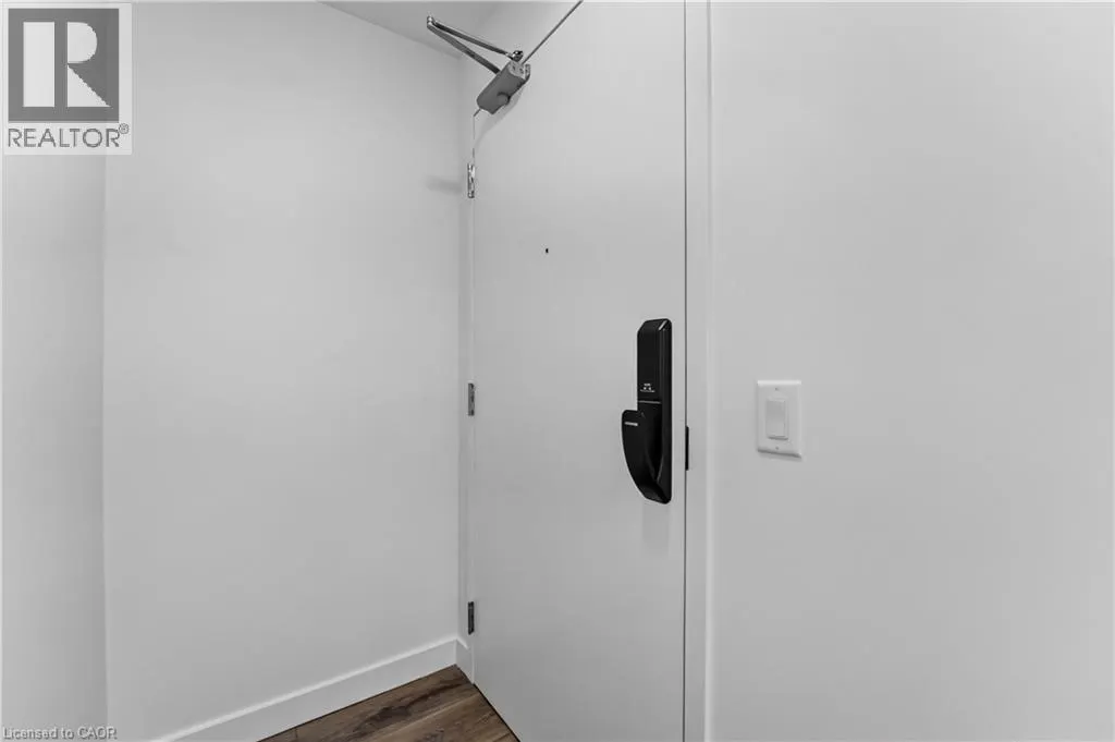 461 GREEN Road Unit# 709 #709
