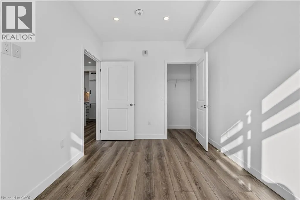 461 GREEN Road Unit# 709 #709