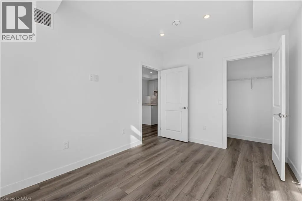 461 GREEN Road Unit# 709 #709