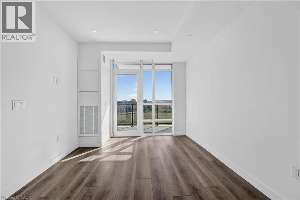 461 GREEN Road Unit# 709 #709