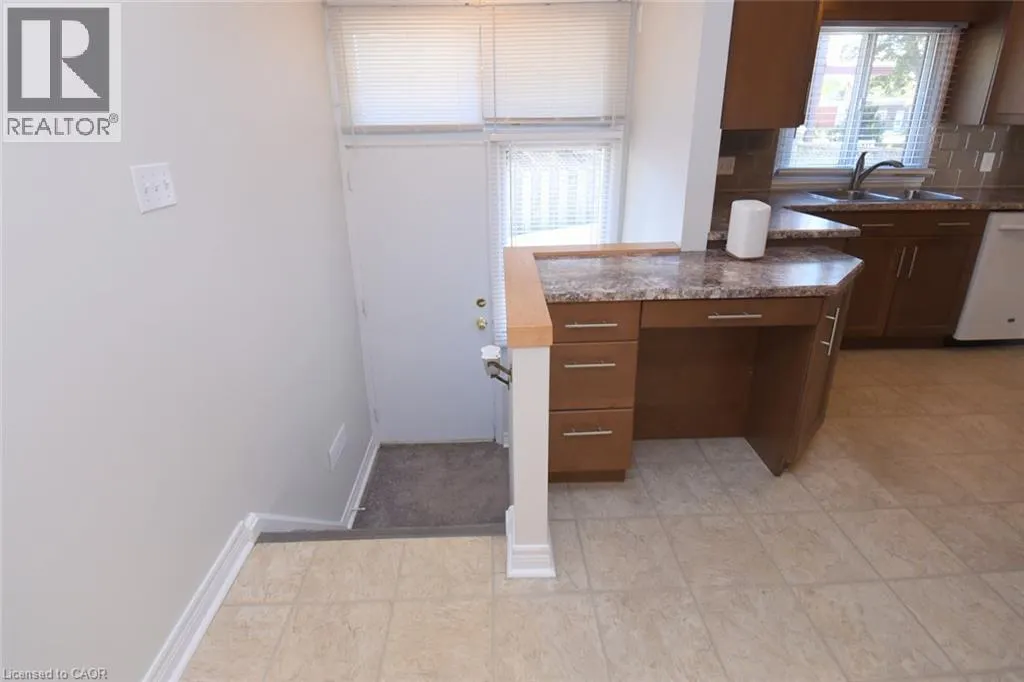 5 RONALDSHAY Avenue