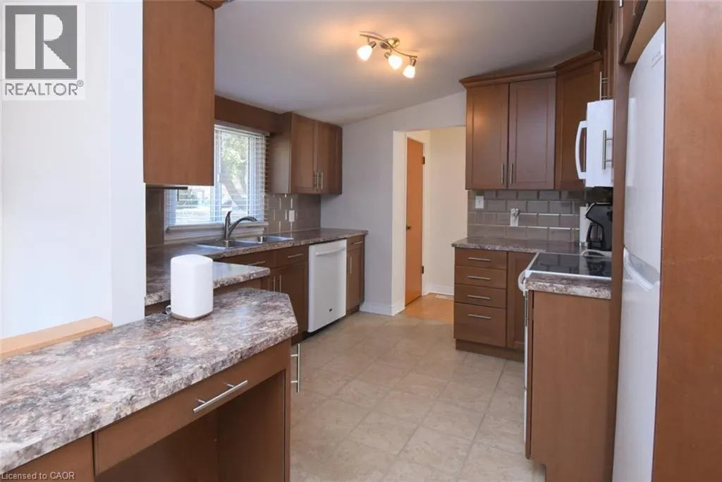 5 RONALDSHAY Avenue