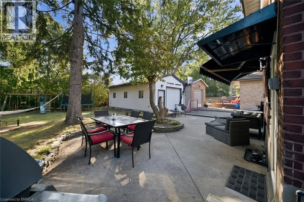 13 FOREST Road
