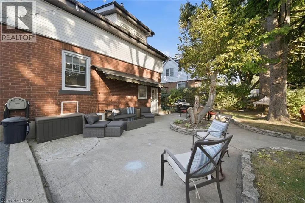 13 FOREST Road
