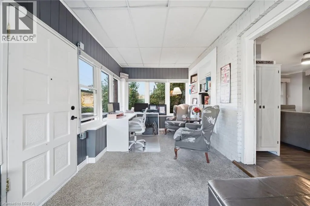 13 FOREST Road