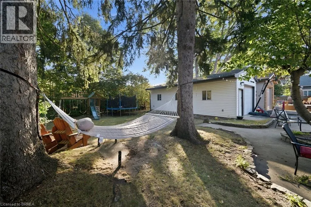 13 FOREST Road