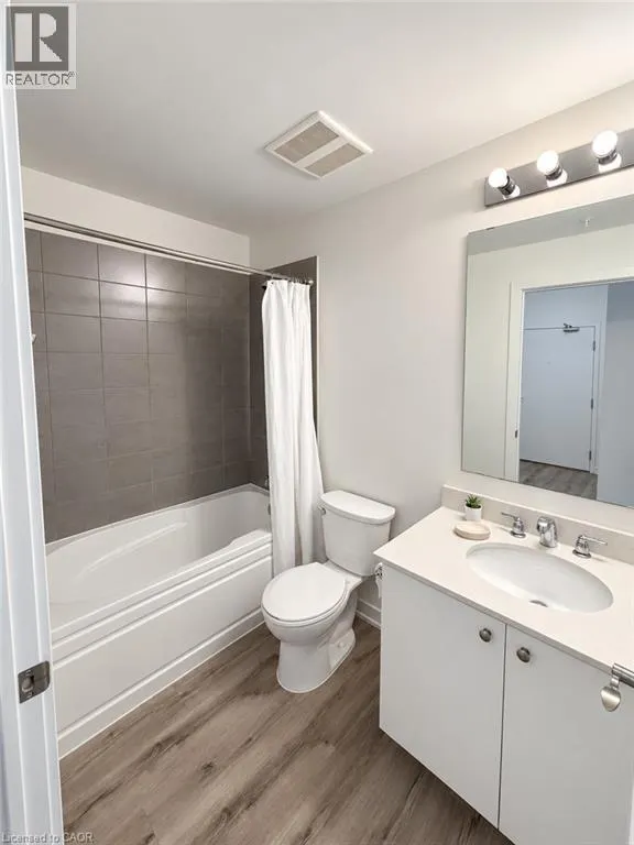251 NORTHFIELD Drive E Unit# 212 #212