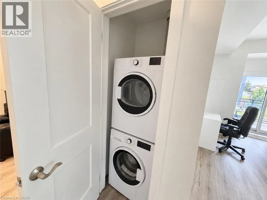 251 NORTHFIELD Drive E Unit# 212 #212